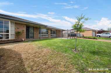 4 Iredale Place Gordon