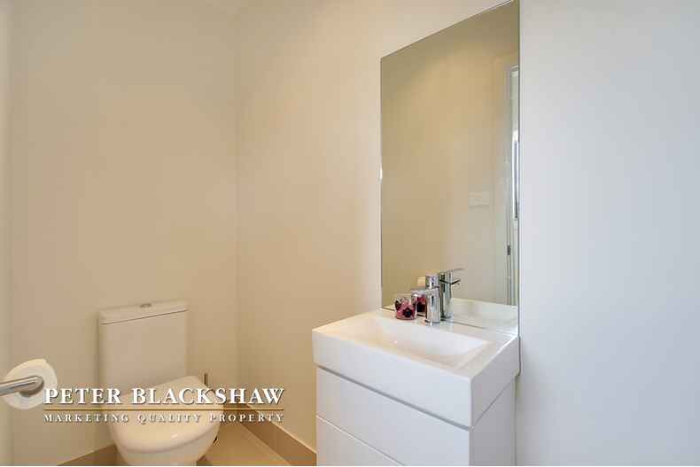 Lot 1/ALLURE 1/50 Victoria Owen Circuit Casey Lot 1/ALLURE 1/50 Victoria Owen Circuit Casey