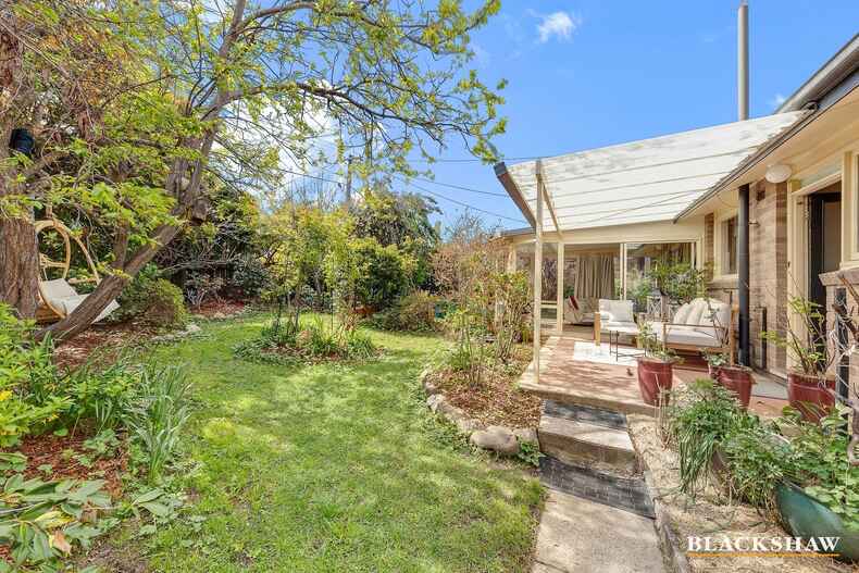 39 Cassinia Street O'Connor 39 Cassinia Street O'Connor