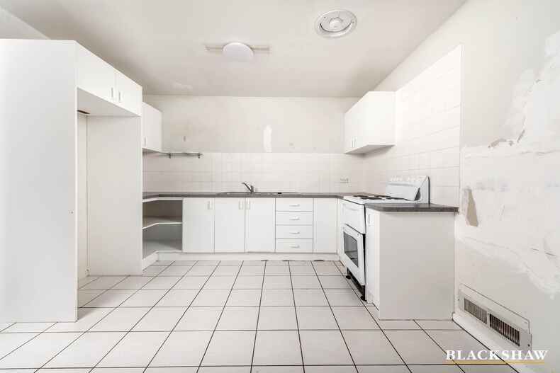 134 Livingston Avenue Kambah 134 Livingston Avenue Kambah