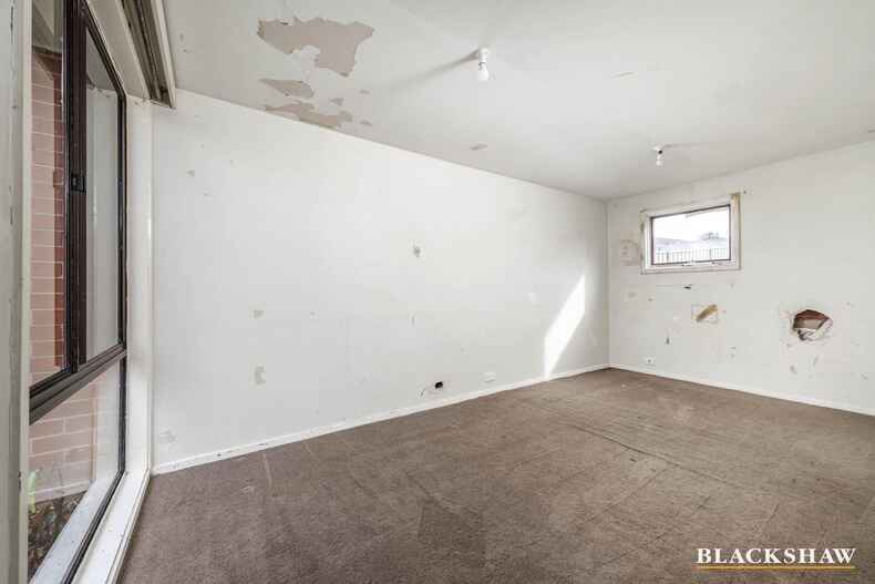 134 Livingston Avenue Kambah 134 Livingston Avenue Kambah