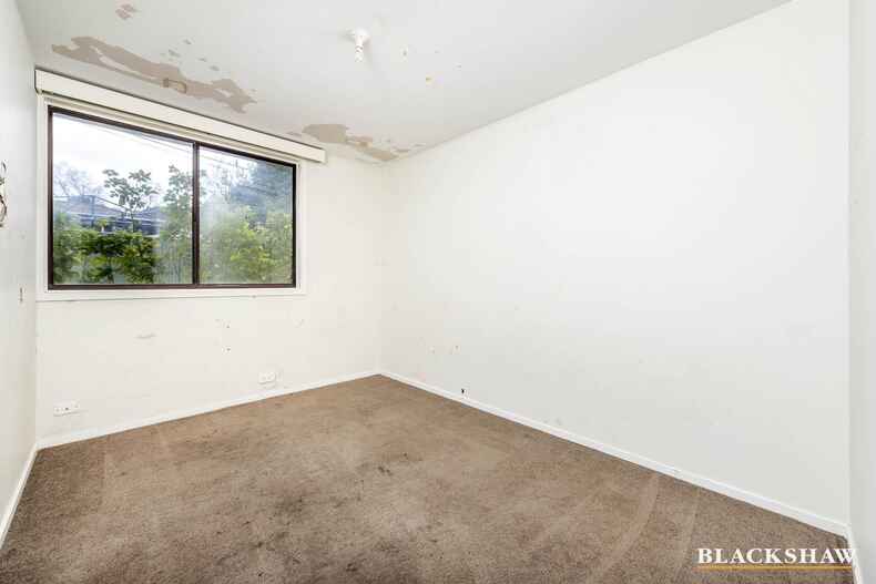 134 Livingston Avenue Kambah 134 Livingston Avenue Kambah