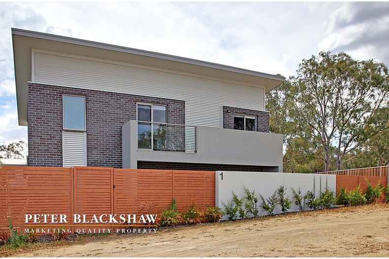 Lot 1/ALLURE 1/50 Victoria Owen Circuit Casey Lot 1/ALLURE 1/50 Victoria Owen Circuit Casey