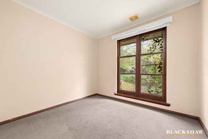 21 MacGillivray Street Yarralumla 21 MacGillivray Street Yarralumla