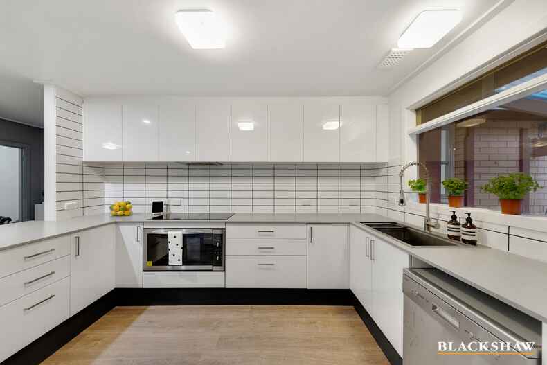 3 Bailey Place Yarralumla 3 Bailey Place Yarralumla