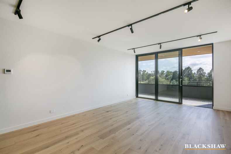 67/7 State Circle Forrest 67/7 State Circle Forrest