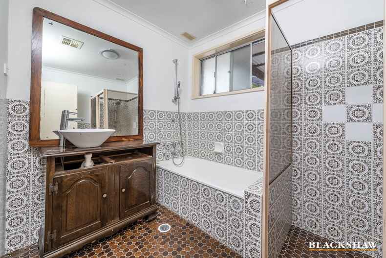 126 Tillyard Drive Flynn 126 Tillyard Drive Flynn