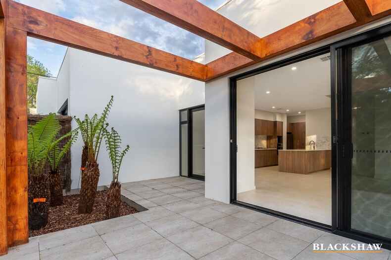 2/34 Conyers Street Hughes 2/34 Conyers Street Hughes