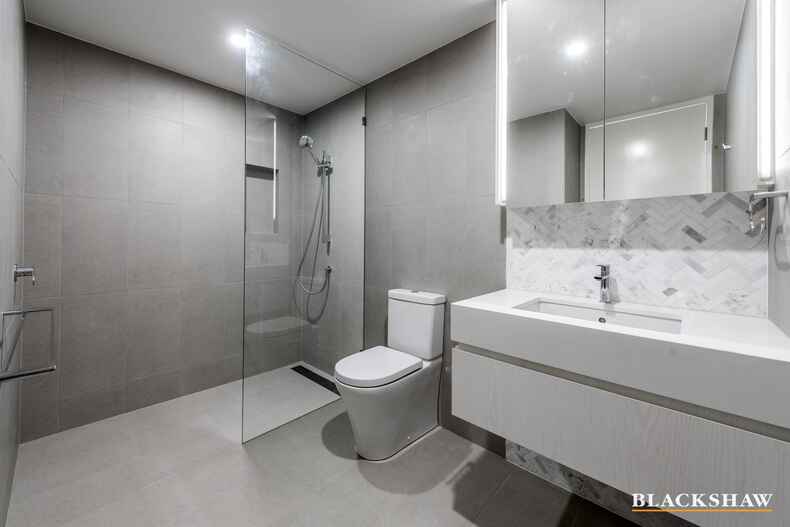 35/7 State Circle Forrest 35/7 State Circle Forrest