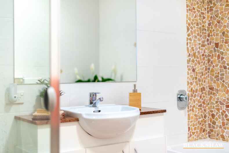 127/50 Ellenborough Street Lyneham