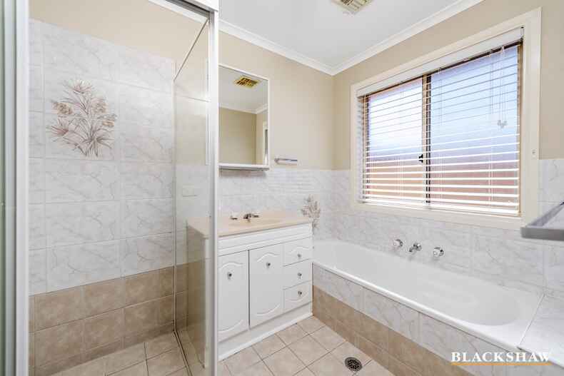 32 Mundawari Circuit Ngunnawal 32 Mundawari Circuit Ngunnawal
