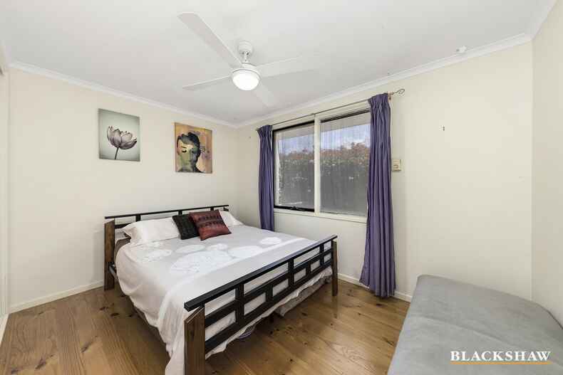 24 & 24A Summerland Circuit Kambah 24 & 24A Summerland Circuit Kambah