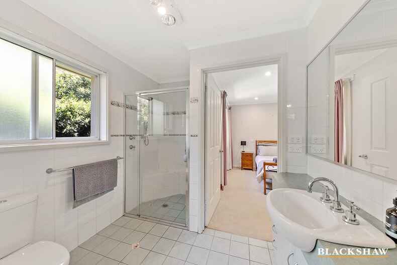 24 & 24A Summerland Circuit Kambah 24 & 24A Summerland Circuit Kambah