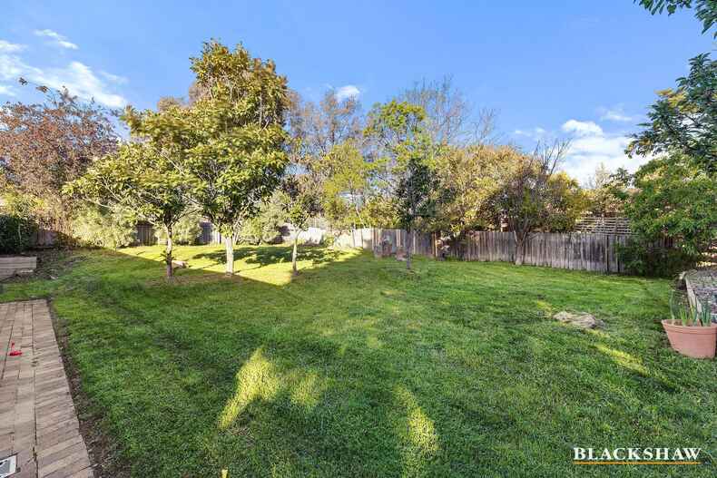 122 Mt Vernon Drive Kambah 122 Mt Vernon Drive Kambah