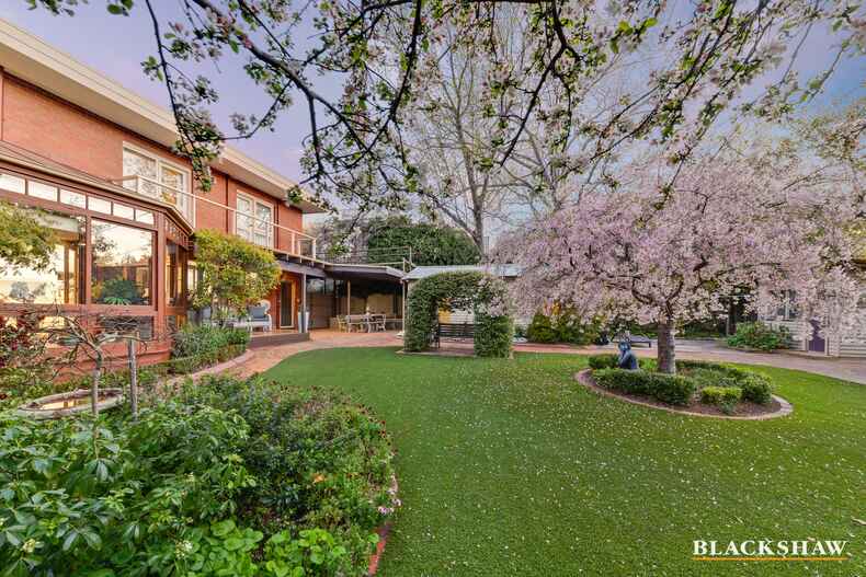 21 Euree Street Reid 21 Euree Street Reid