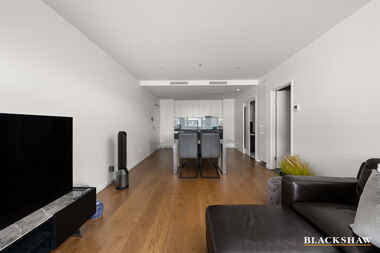 232/34 Eyre Street Kingston