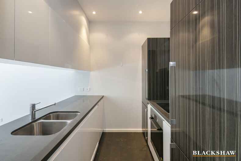 30/16 New South Wales Crescent Forrest 30/16 New South Wales Crescent Forrest