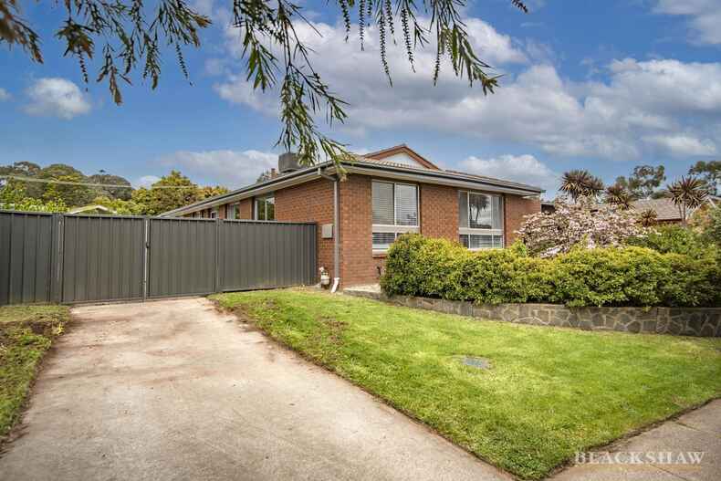 139 Learmonth Drive Kambah