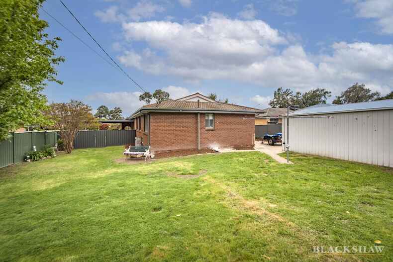 139 Learmonth Drive Kambah 139 Learmonth Drive Kambah