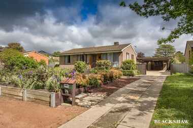 58 Blackman Crescent Macquarie