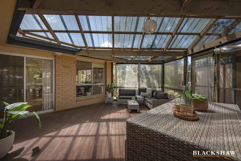 1 Vest Place Weetangera 1 Vest Place Weetangera