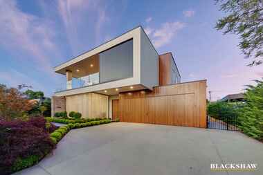 15 Carstensz Street Griffith