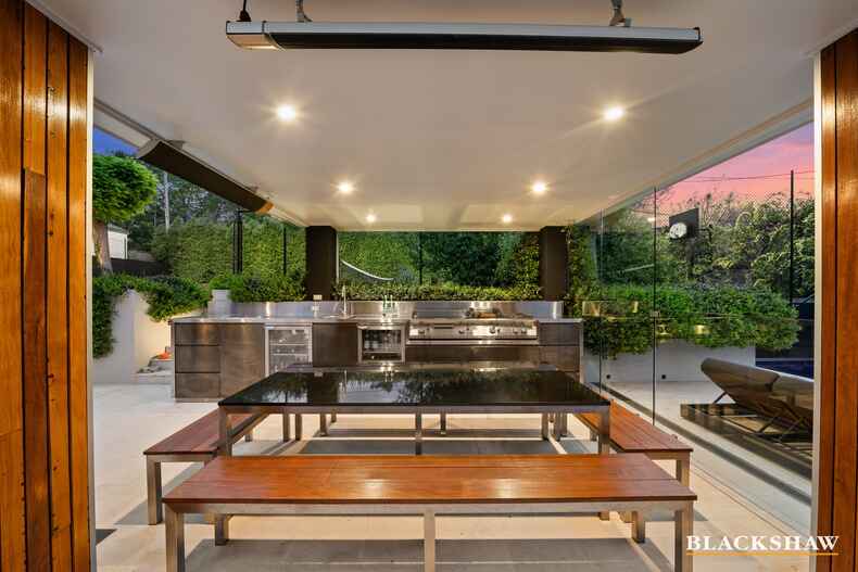 27 Mawson Drive Mawson 27 Mawson Drive Mawson