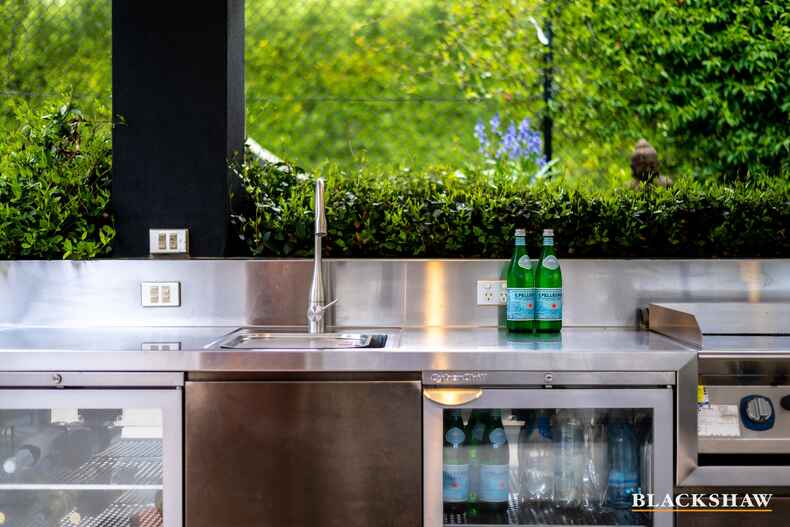 27 Mawson Drive Mawson 27 Mawson Drive Mawson