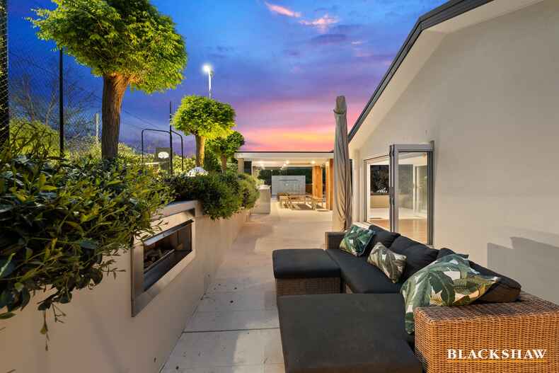 27 Mawson Drive Mawson 27 Mawson Drive Mawson