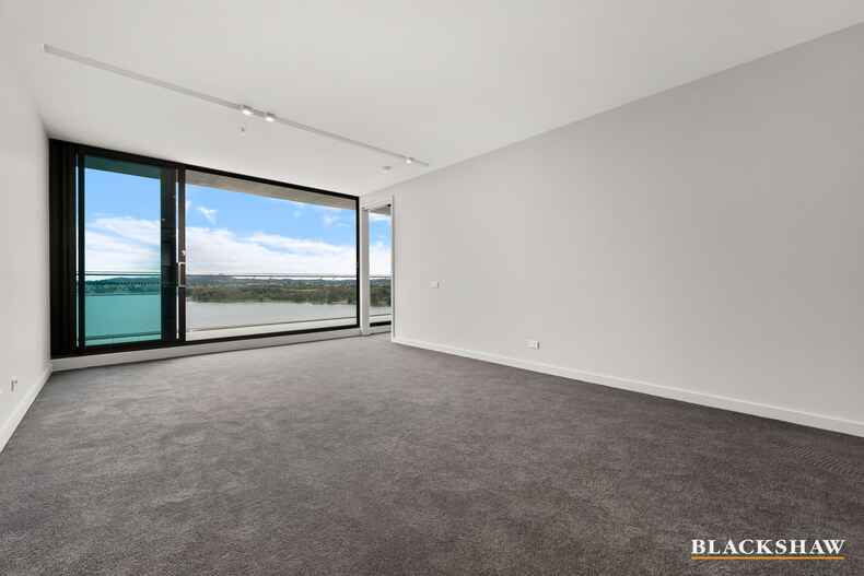 902/161 Emu Bank Belconnen 902/161 Emu Bank Belconnen