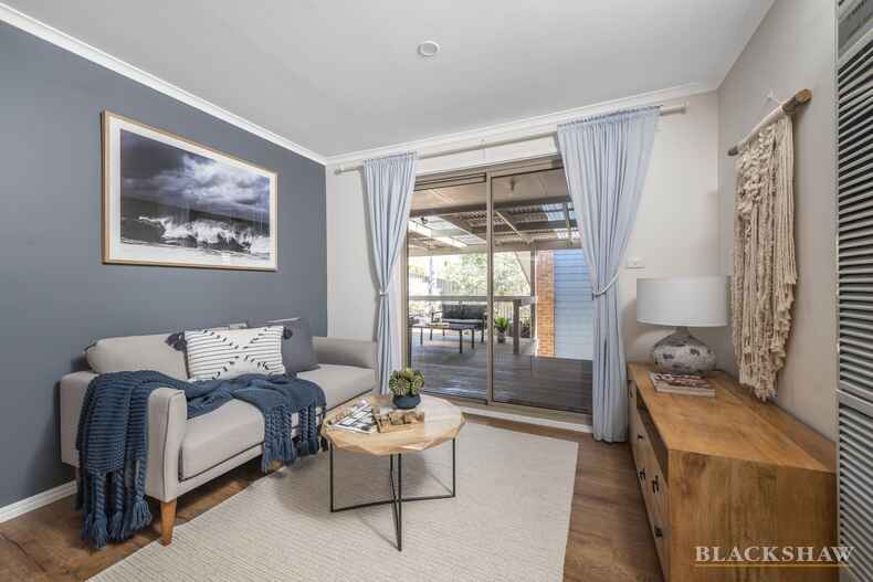 8 Jay Place Theodore 8 Jay Place Theodore