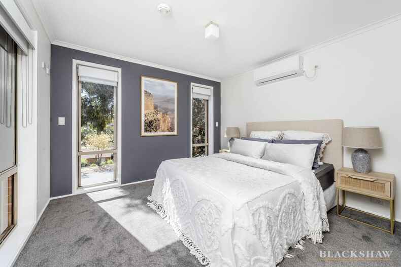 8 Jay Place Theodore 8 Jay Place Theodore