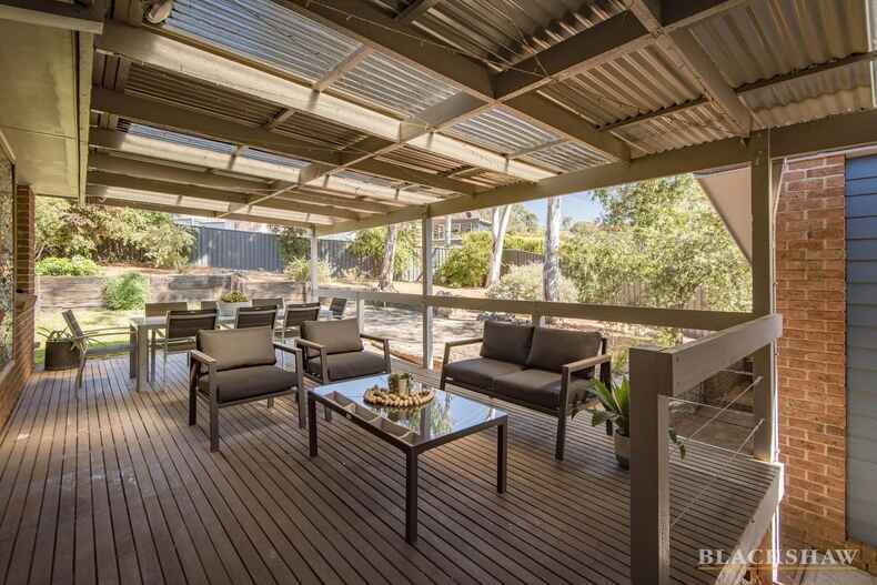 8 Jay Place Theodore 8 Jay Place Theodore