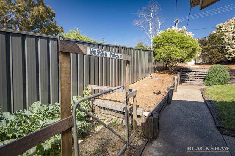 8 Jay Place Theodore 8 Jay Place Theodore