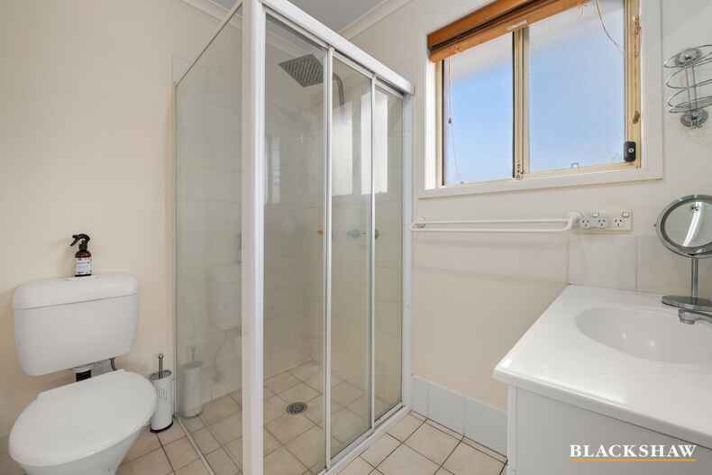 2/92 Casey Crescent Calwell 2/92 Casey Crescent Calwell