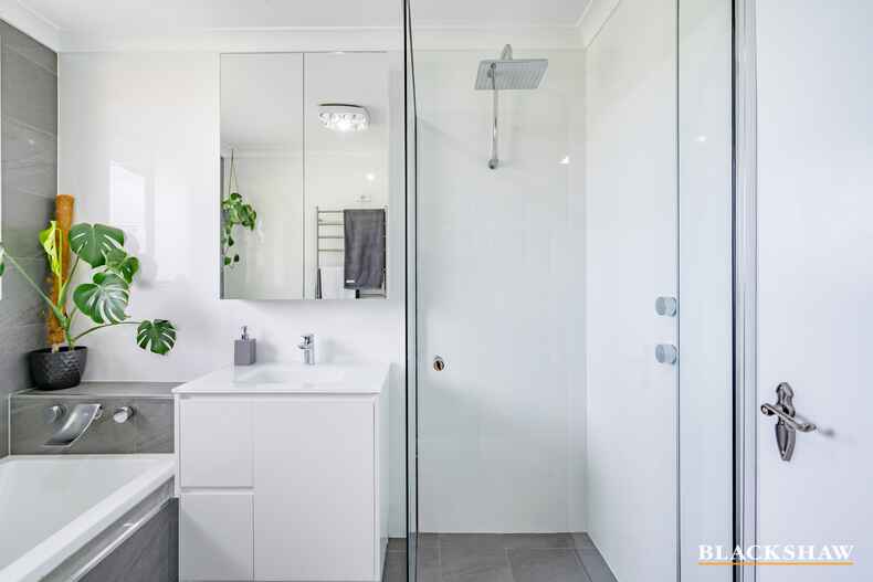 6 Huelin Circuit Flynn