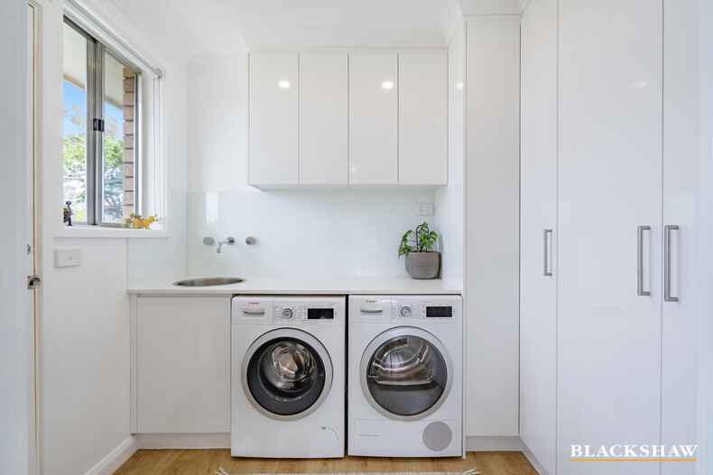 6 Huelin Circuit Flynn