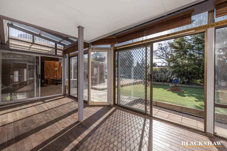 6 Meyers Place Macgregor 6 Meyers Place Macgregor