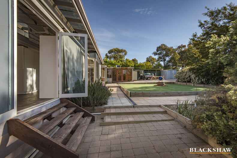 6 Meyers Place Macgregor 6 Meyers Place Macgregor