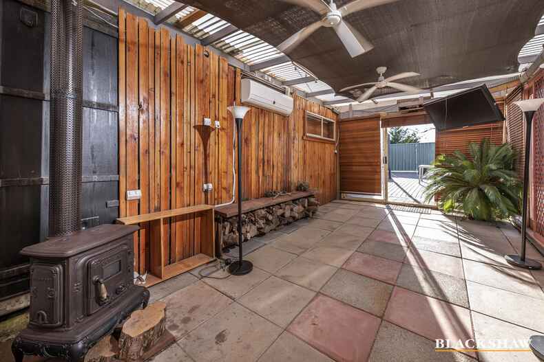 6 Meyers Place Macgregor 6 Meyers Place Macgregor