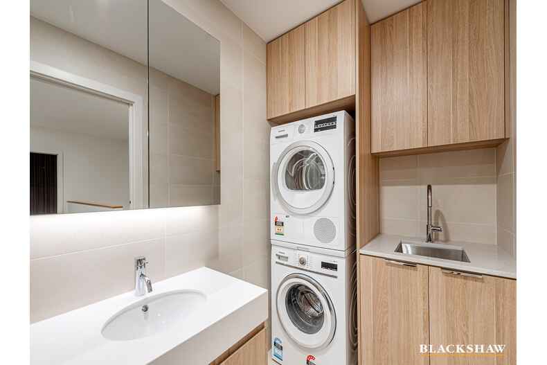 4/22 Canberra Avenue Forrest 4/22 Canberra Avenue Forrest