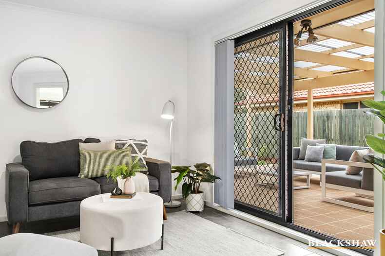 9 Bondfield Street Gungahlin 9 Bondfield Street Gungahlin