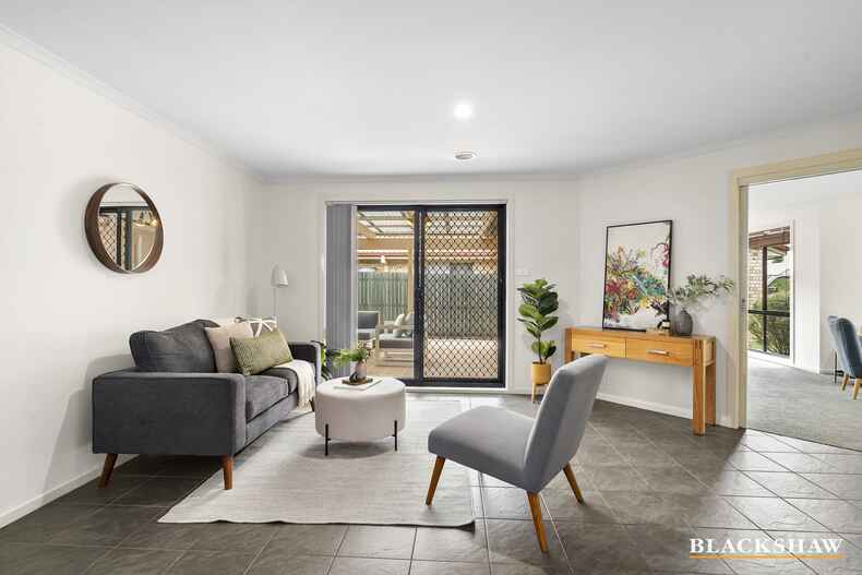 9 Bondfield Street Gungahlin 9 Bondfield Street Gungahlin