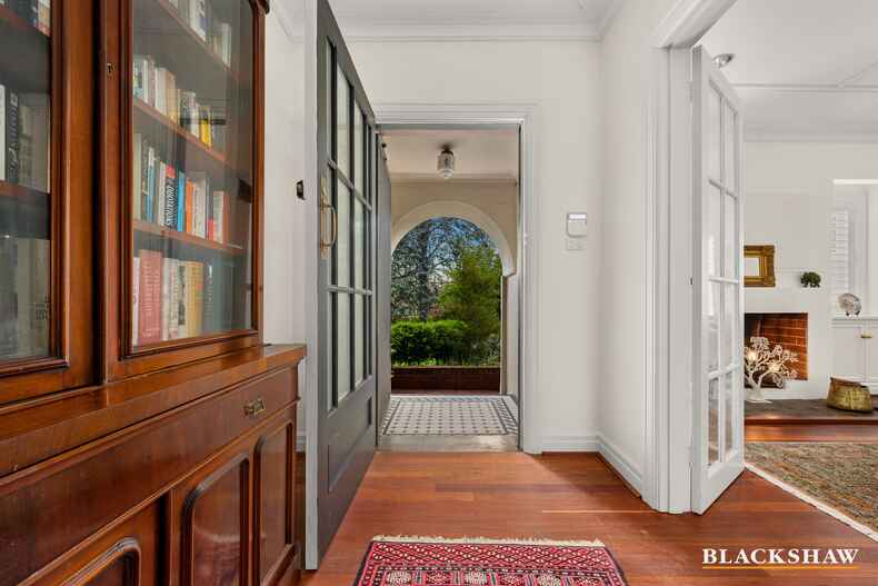 43 Dominion Circuit Forrest