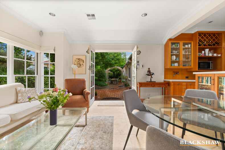 43 Dominion Circuit Forrest