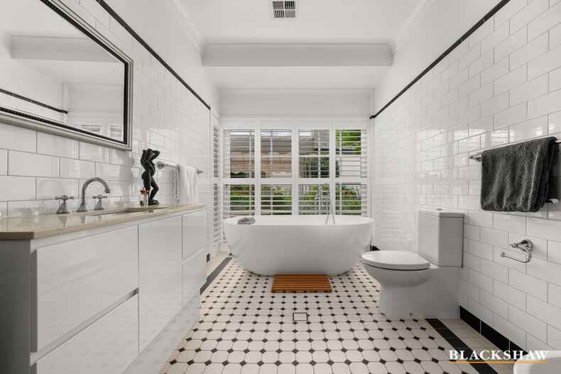 43 Dominion Circuit Forrest