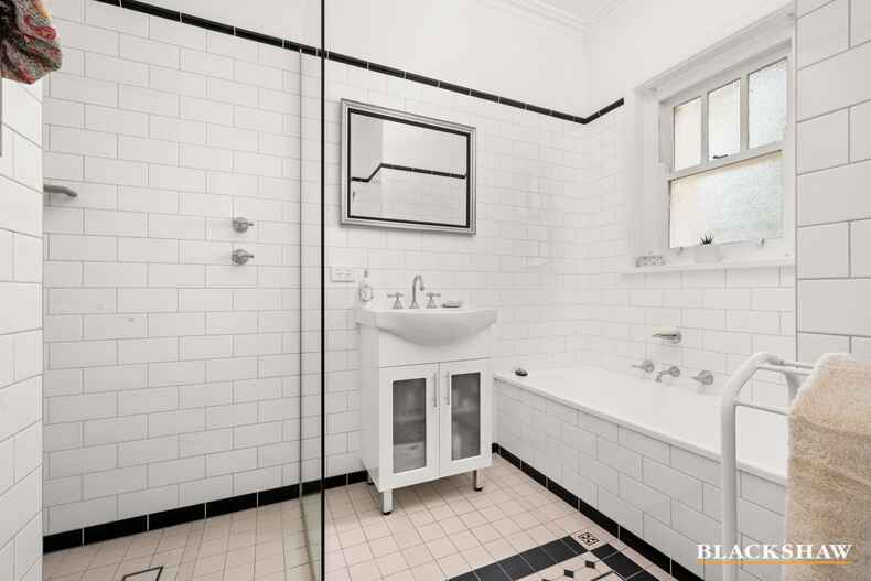 43 Dominion Circuit Forrest