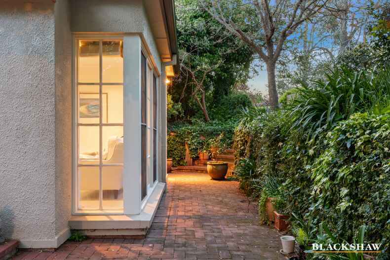 43 Dominion Circuit Forrest