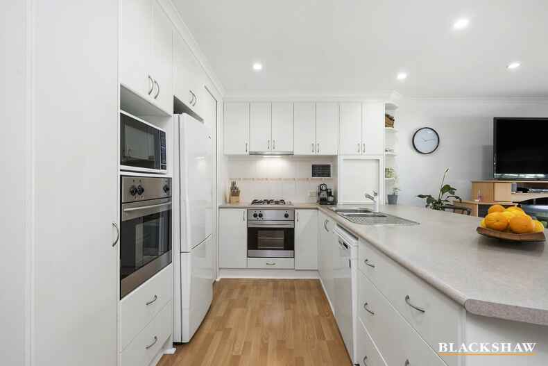 65 Shannon Circuit Kaleen 65 Shannon Circuit Kaleen