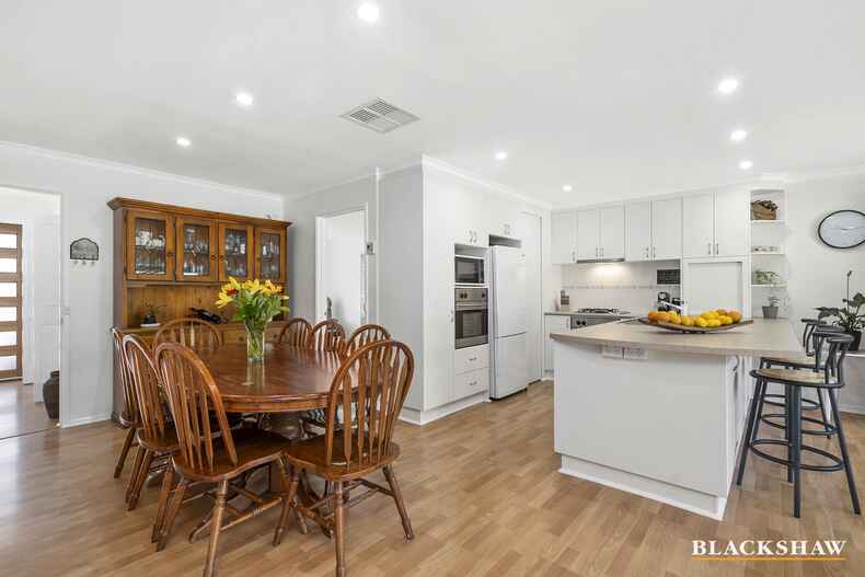 65 Shannon Circuit Kaleen 65 Shannon Circuit Kaleen